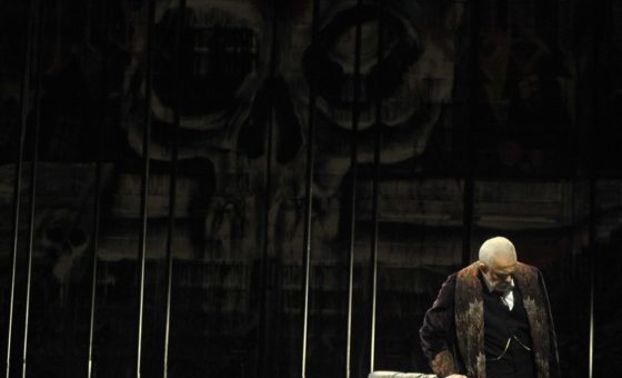 I Masnadieri- Prestia as Moor father- Napoli - scena primo atto duetto con il soprano