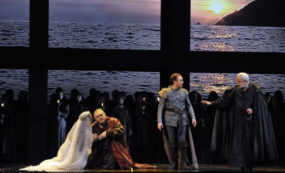 Simon Boccanegra- Teatro La Fenice di Venezia, 2014- Giacomo Prestia as Fiesco finale con soprano e tenore
