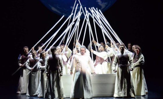 Giacomo Prestia nella Norma di Bari con il coro