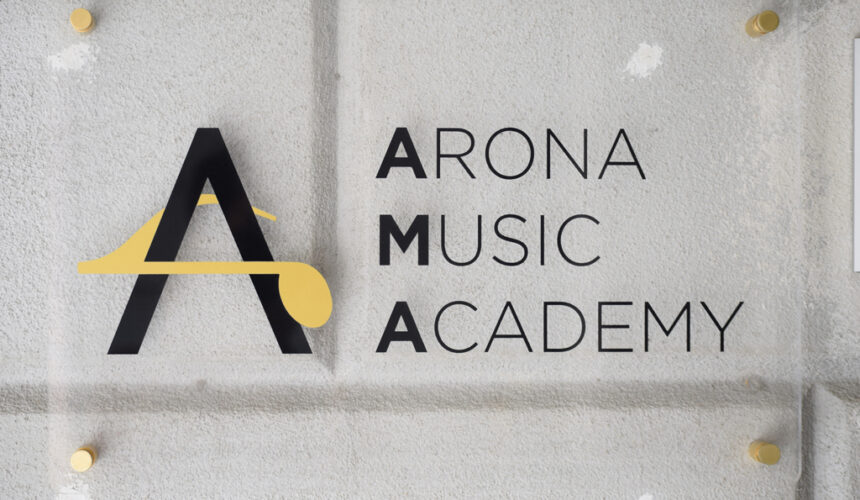logo arona music academy